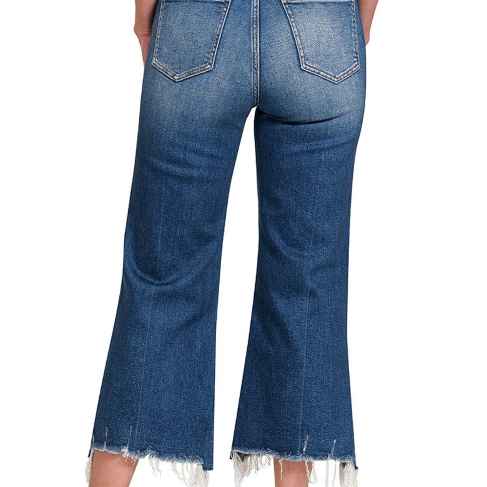 Zenana Distressed Kick Dark Blue Flare Jeans with Raw Hem Size 30 - Picture 2 of 8